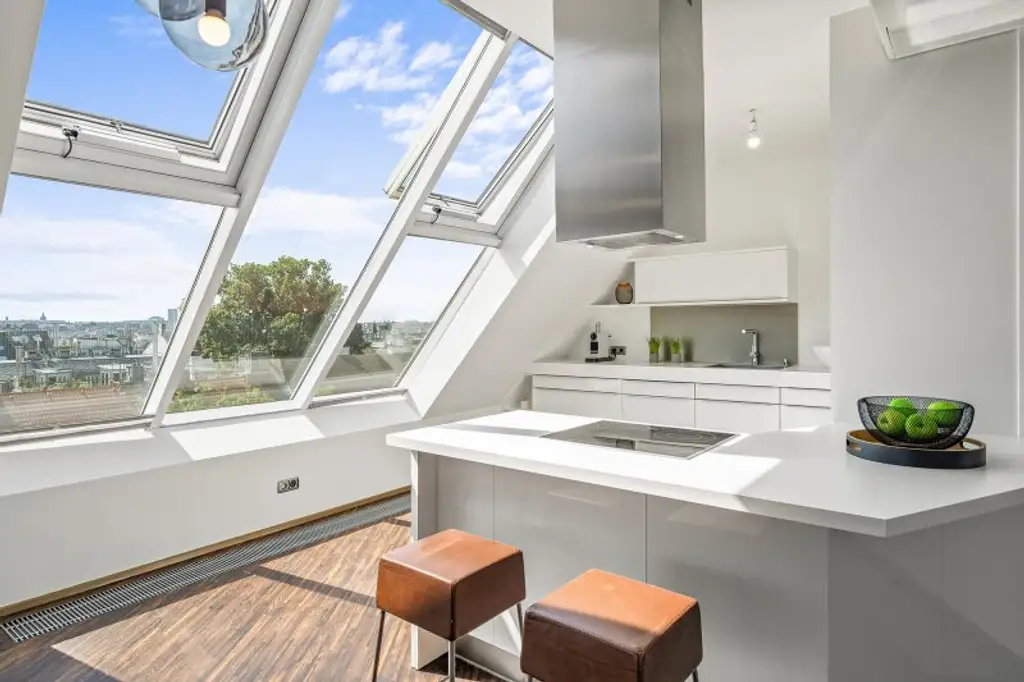 Licht Luft Luxus - Exklusive Dachgeschoss-Maisonette mit Terrassen & 360° Panoramablick