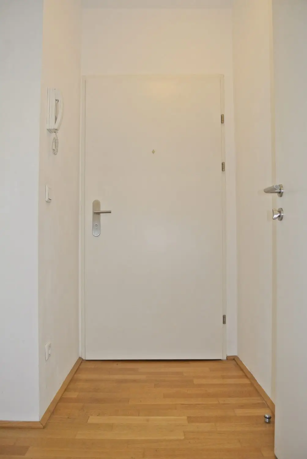 Moderne, toll gestaltete Einraumwohnung am Rennweg!