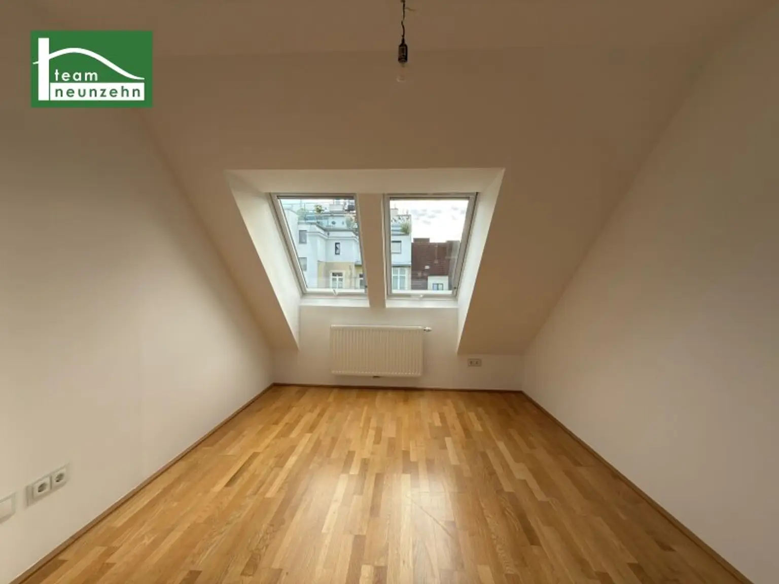 Exklusive 4-Zimmer-Wohnung in Bestlage beim Rochusmarkt ab sofort verfügbar *Inkl Küche*
