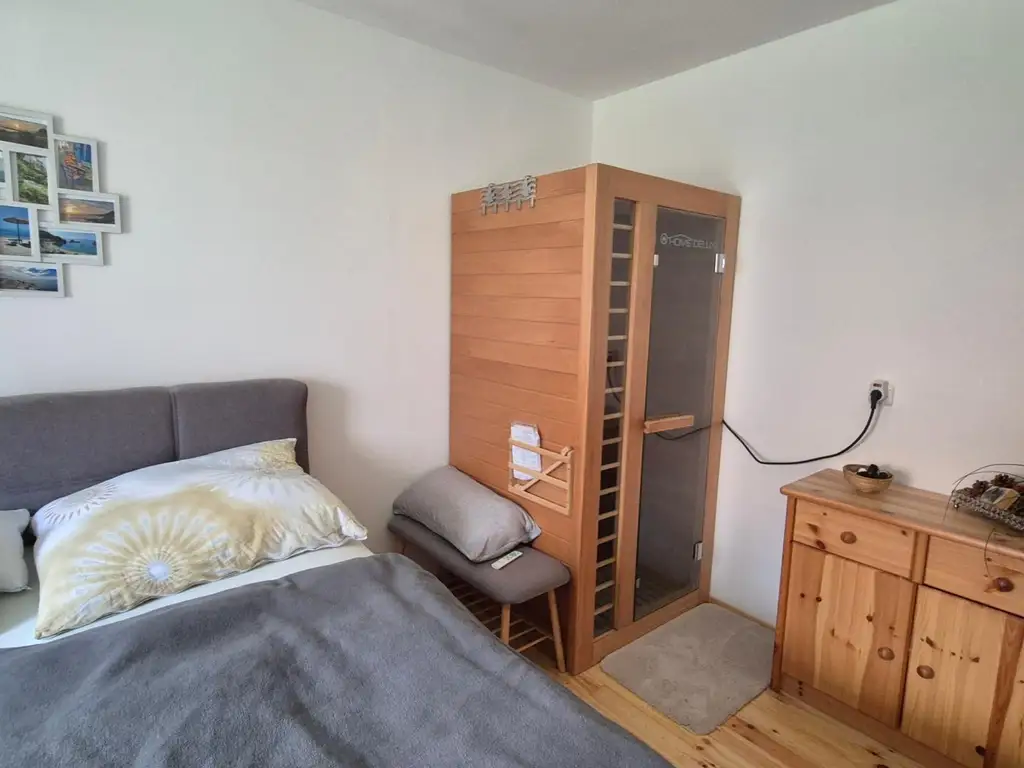 ENTZÜCKENDES LANDHAUS AUF BAURECHTSGRUND