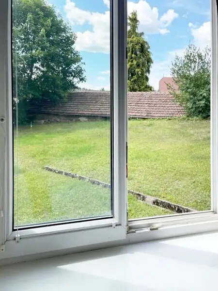 Großzügige 2 Zimmer-Loggia Wohnung - ruhig und gleichzeitig zentrumsnah - komplett möbliert