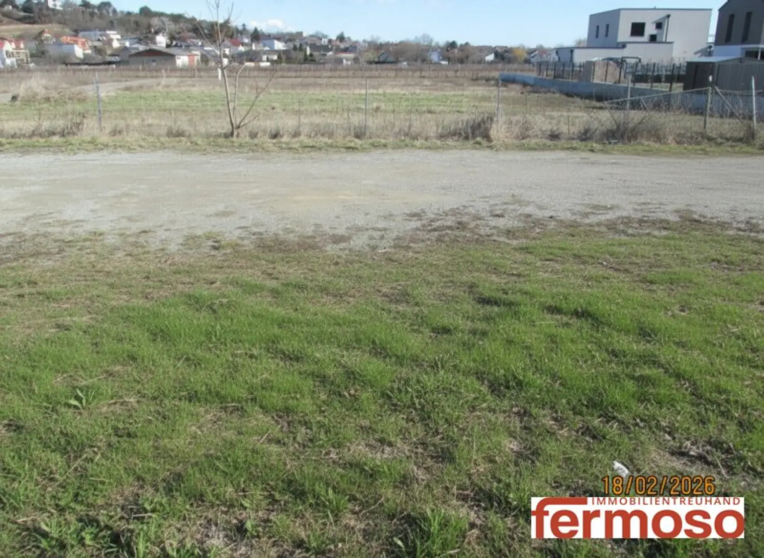 wunderschönes sonniges Baugrundstück mit Seeblick für Ihr Eigenheim am Neusiedlersee