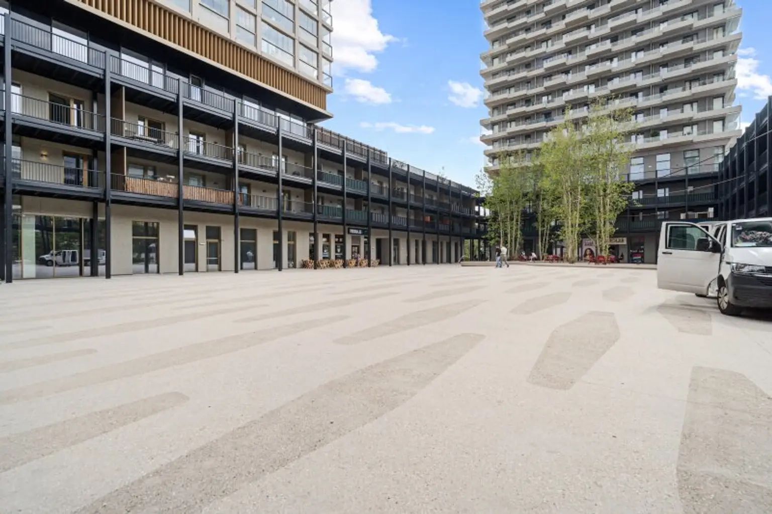 Modernes Wohnen über den Dächern Wiens – stilvolle Neubauwohnung mit Loggia im 18. Stock des Helio Towers