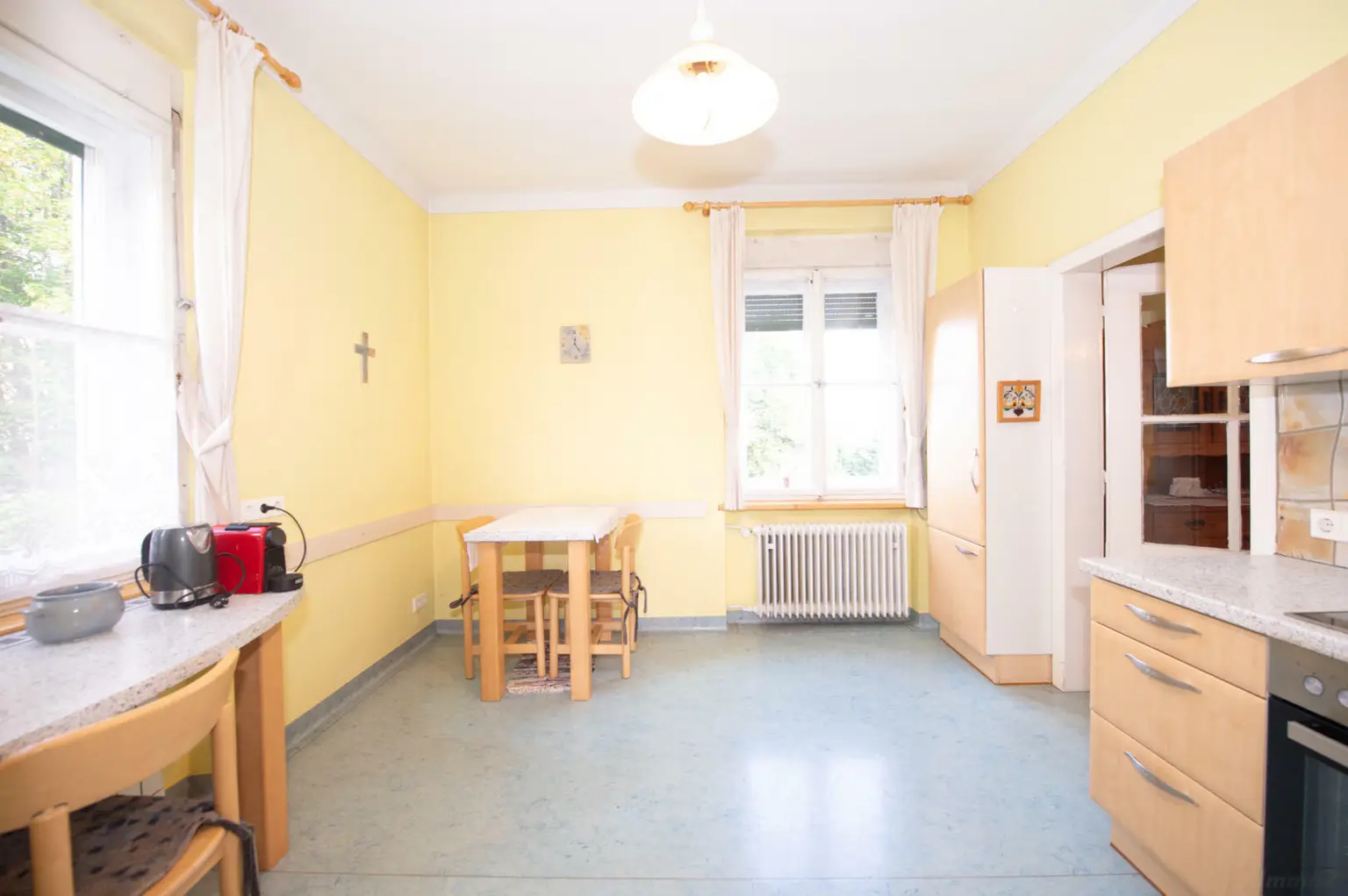 Ein Anwesen voller Möglichkeiten – großzügiges Haus mit Traumgrundstück