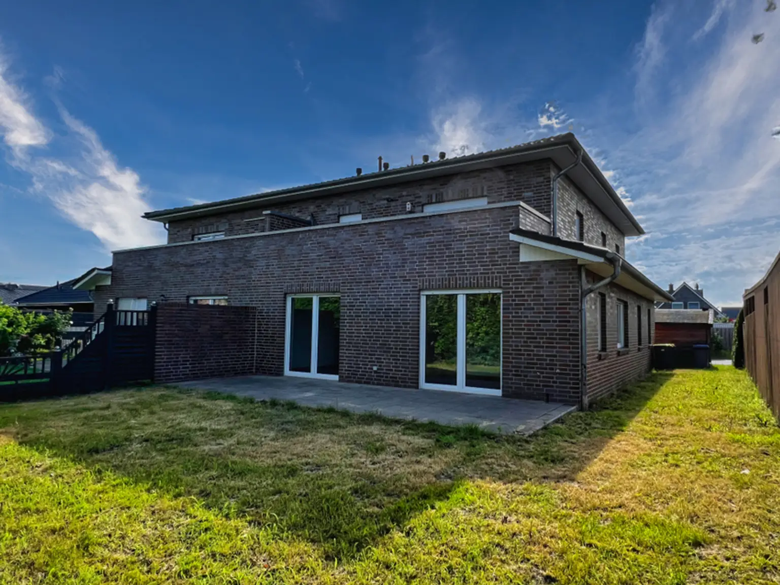 Energieeffizienzklasse A+! Modernisierte 3-Zimmer-Wohnung mit Garten und Terrasse!