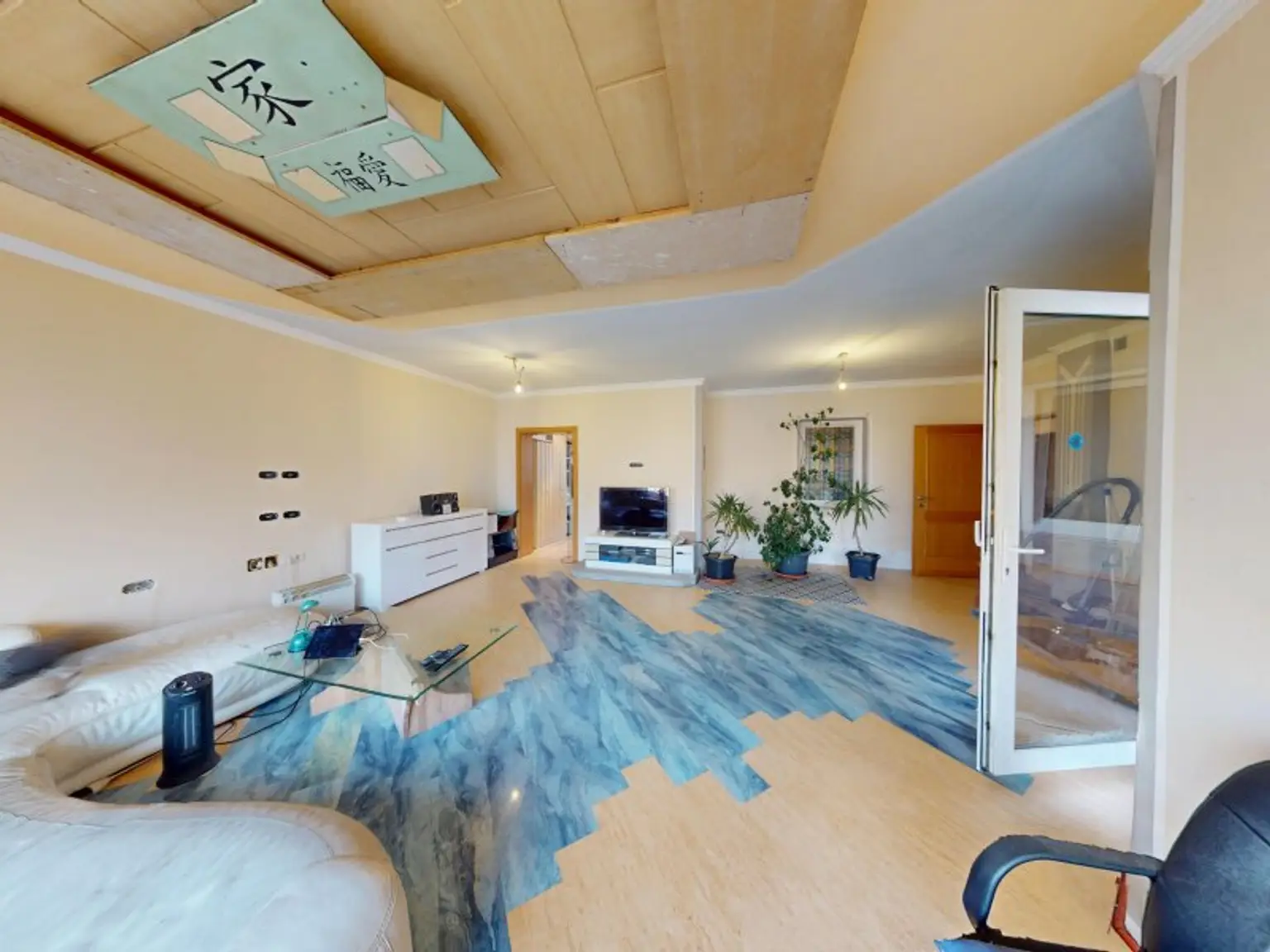 SANIERUNGSSCHNÄPPCHEN! Wer hier Hand anlegt, erfüllt sich seinen Wohntraum! Nähe Therme "Silent Spa"!