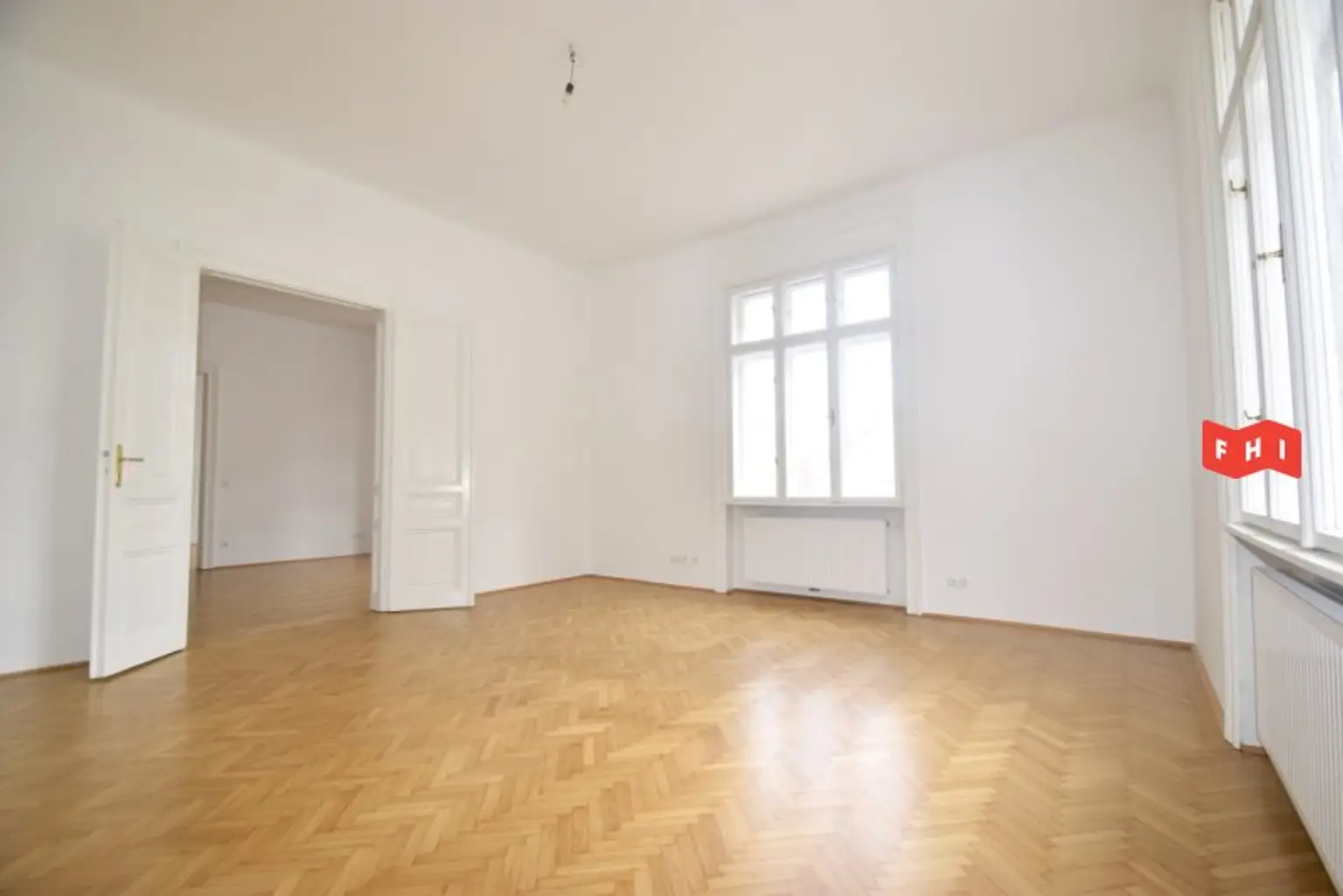 Unbefristete 4 Zimmer Stilaltbauwohnung Nähe Lycèe Francais & Palais Liechtenstein