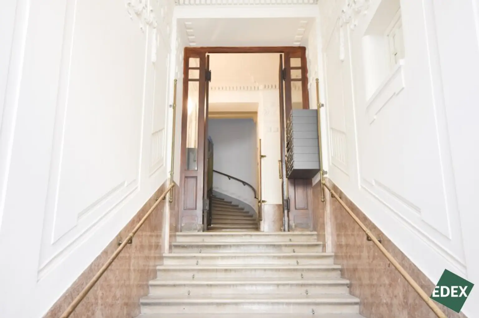 Freundliches Büro unweit von der Mariahilfer Straße