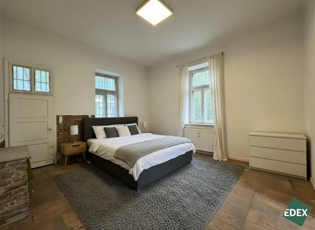 Wohnung mit Potential: Sanierungsbedürftige 3-Zimmer Wohnung in zentraler Lage