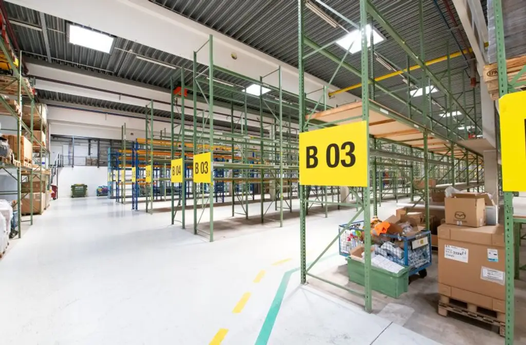 *** Multifunktionale Gewerbeimmobilie *** Flexibel nutzbar und sofort einsatzbereit