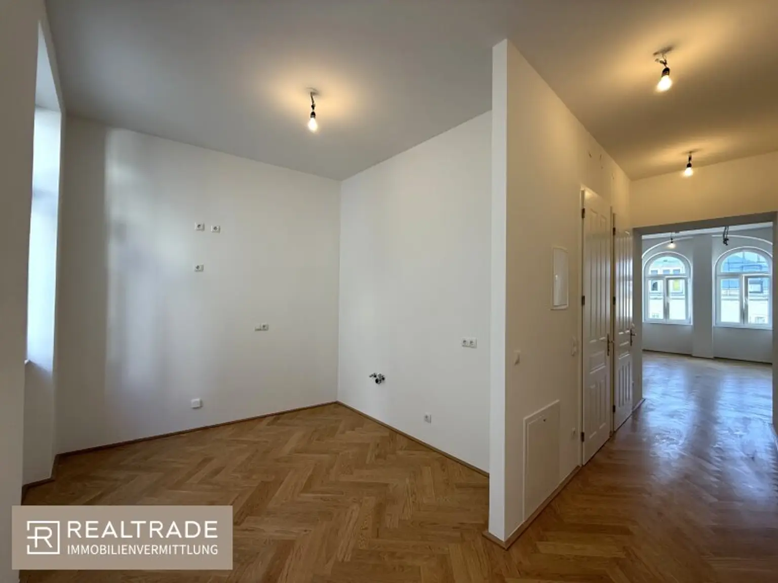 !!! NEU !!! Erstbezug Altbauwohnungen nähe Heinestraße