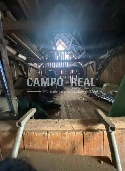 CAMPO-BIETERVERFAHREN-BAUERNHAUS: großes Nutzungspotenzial im Ortsmitte