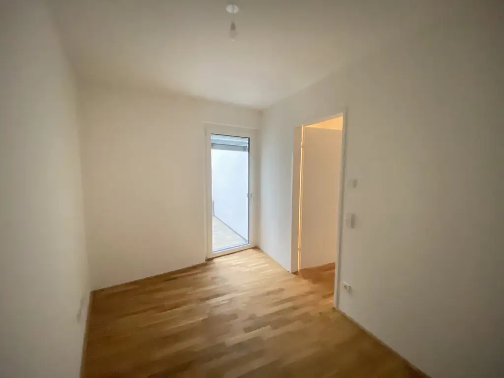 =LAURENZ= Gartenwohnung  3 Zimmer Wohnung mit Weitblick! ERSTBEZUG U3