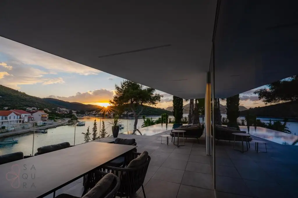 Ihre Kapitalanlage am Wasser – Luxusvilla mit Meerblick & Renditepotenzial auf Korčula