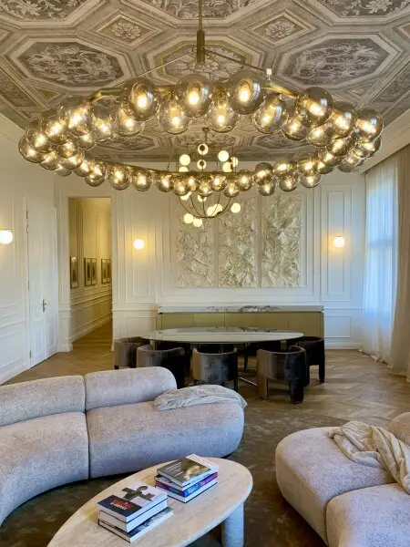 Einzigartige luxuriöse Wohnung im Palais