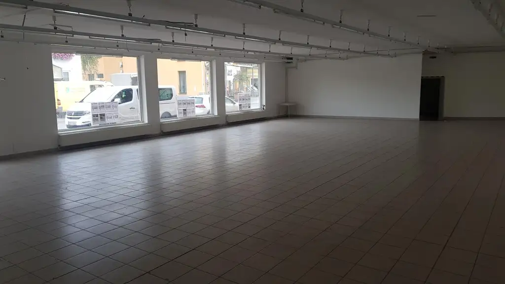 Geschäftshaus mit viel Potenzial!