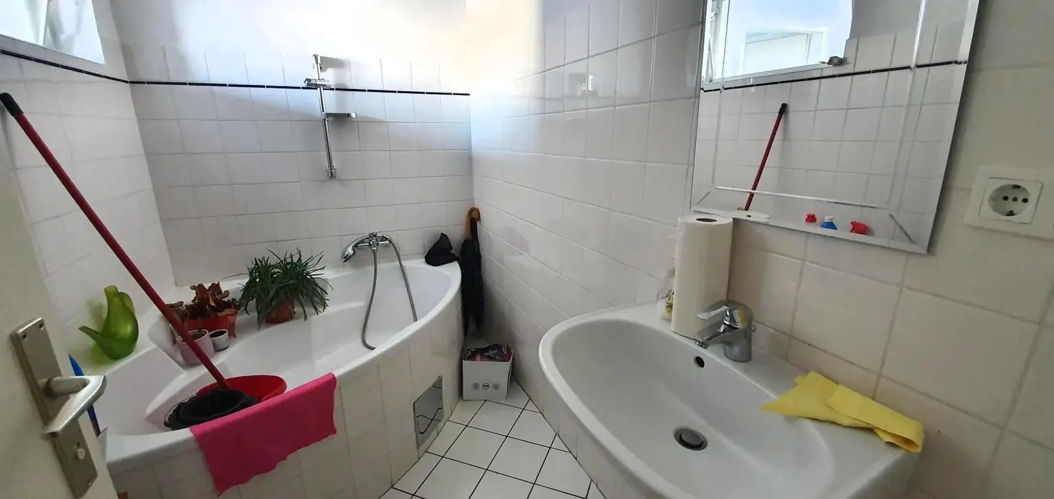 U1 Fussgängerzone - Büro / Bürowohnungkombi