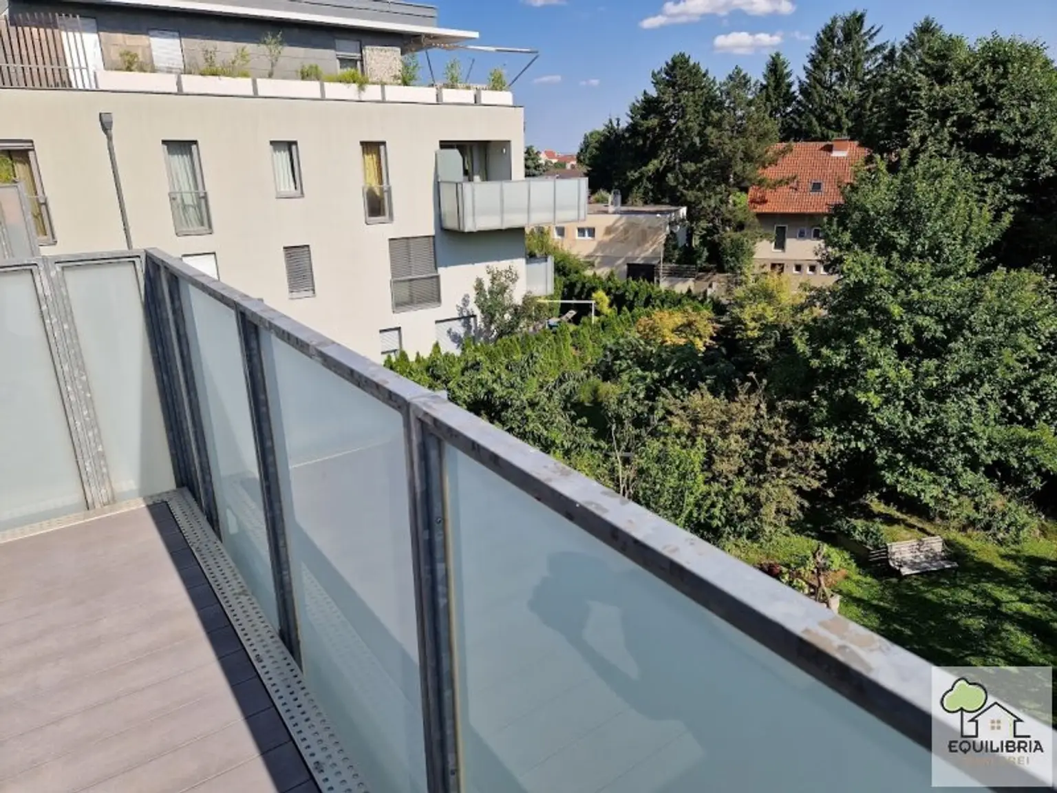 Perfekte Familienwohnung - Traumhafte Terrassenwohnung in bevorzugter Lage bei den Weinbergen