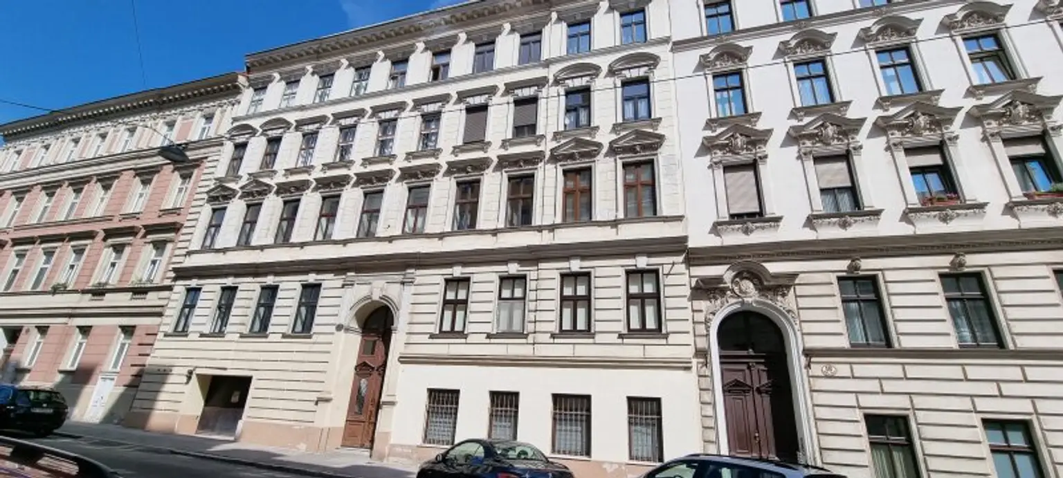 Heller Singlehit im 3.Liftstock - nähe U-Bahn & AKH - Besichtigung FR 07.11 um 16.30 h & 17.00 h