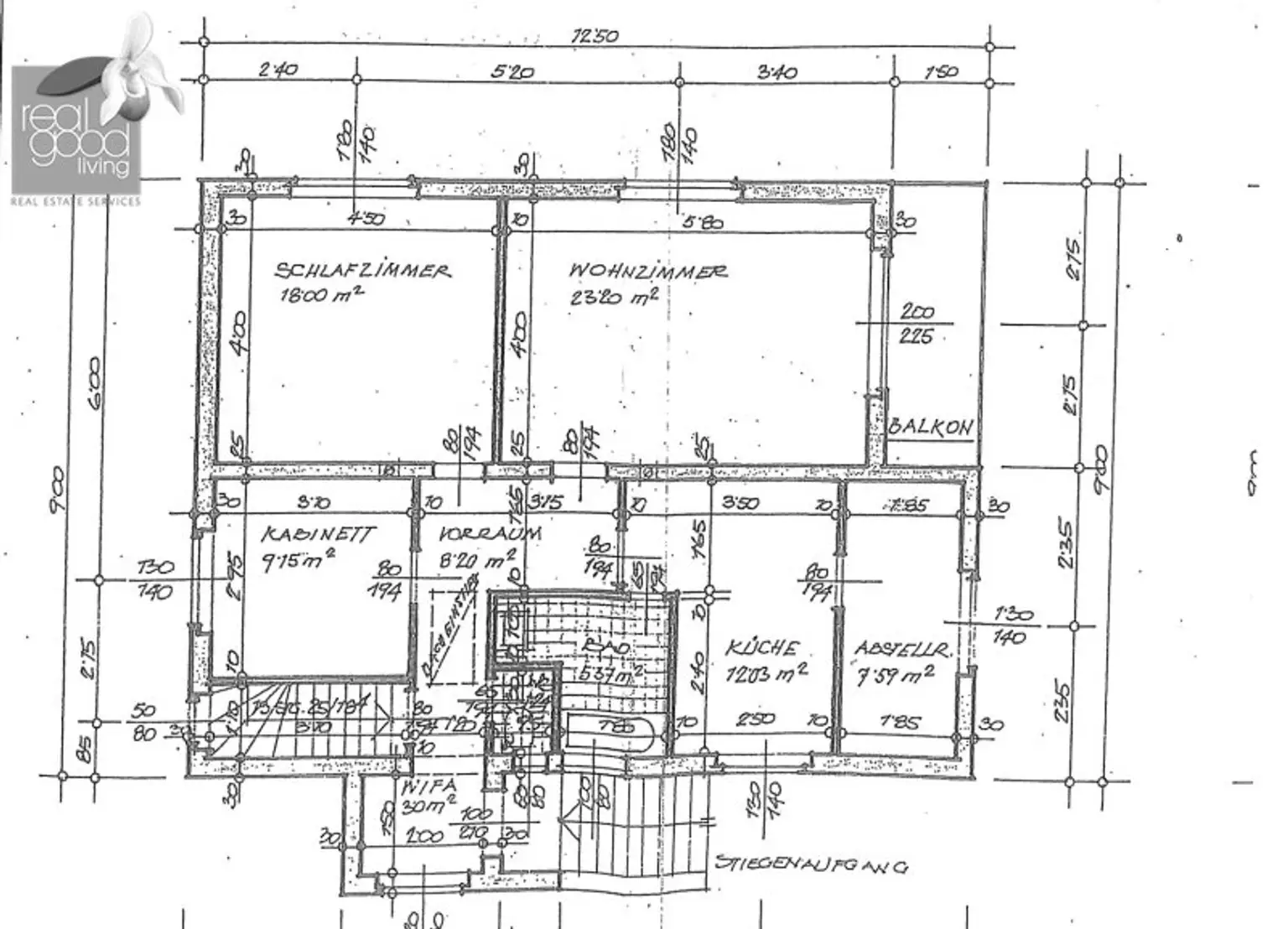 Einfamilienhaus mit 95 m² Wohnfläche, Keller, Garage und 416 m² Garten in Eggern