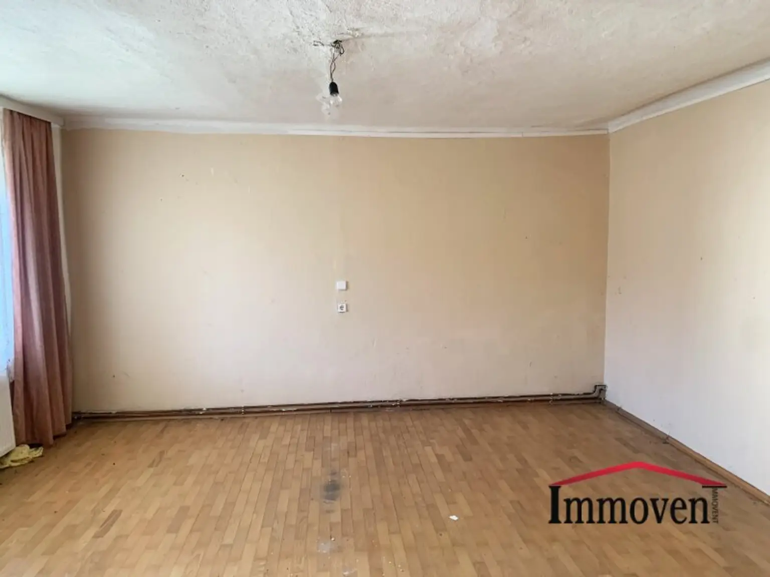 EINMALIGE GELEGENHEIT - Großes sonniges Grundstück und 2 große Ackerflächen!