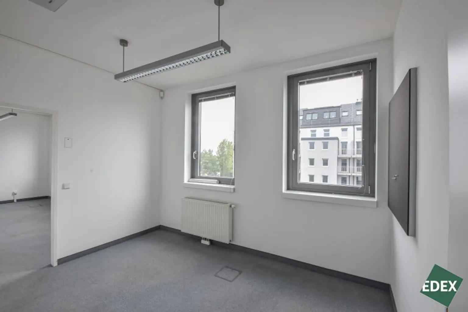 Durchdacht aufgeteilte Bürofläche mit Terrasse und optimaler Anbindung