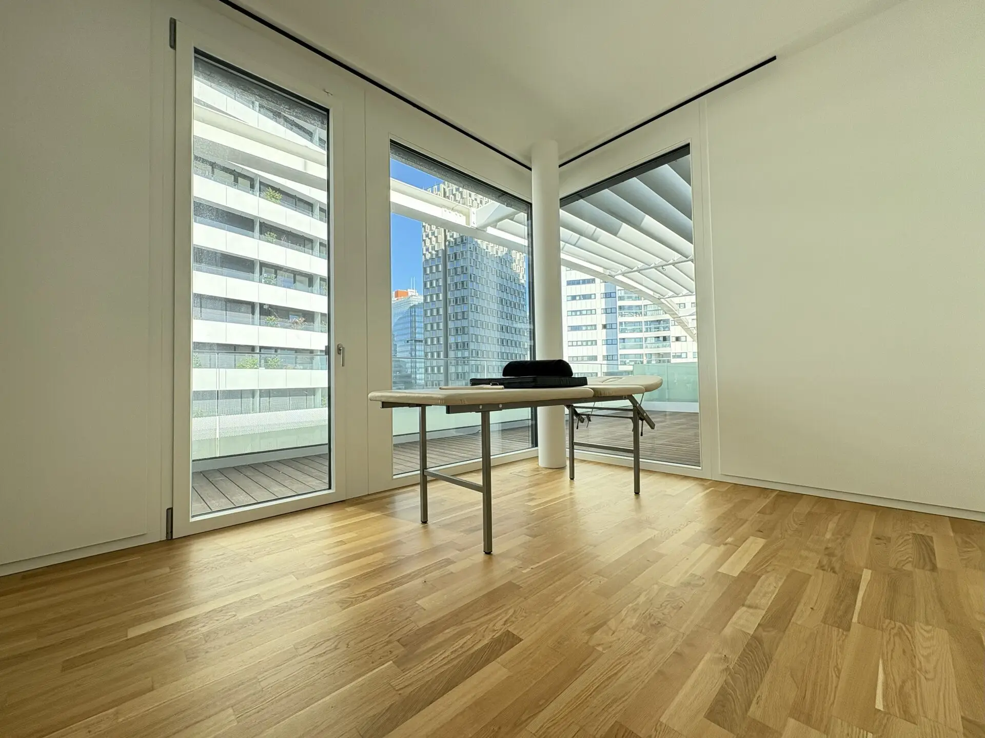 20251031_085849459_iOS