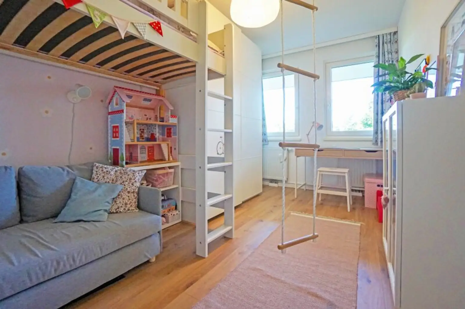 4-Zimmer Maisonettewohnung mit nord- und südseitigen Außenbereichen Nähe Liesinger Platz