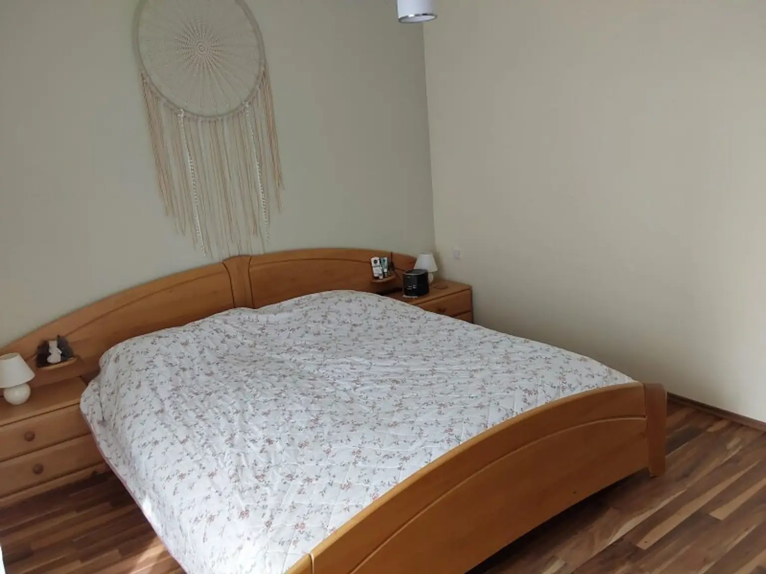 Traumhafte Gartenwohnung in Vösendorf: 81m², Terrasse, Stellplatz und sitzen in Grünen!
