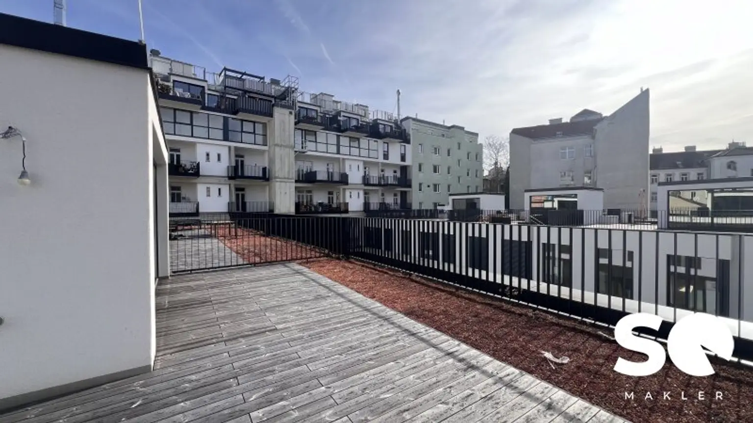# SQ - TOWNHOUSE NÄHE WALLENSTEINPLATZ/AUGARTEN - 1200 WIEN - ABSOLUTE RUHELAGE - HNr. 8