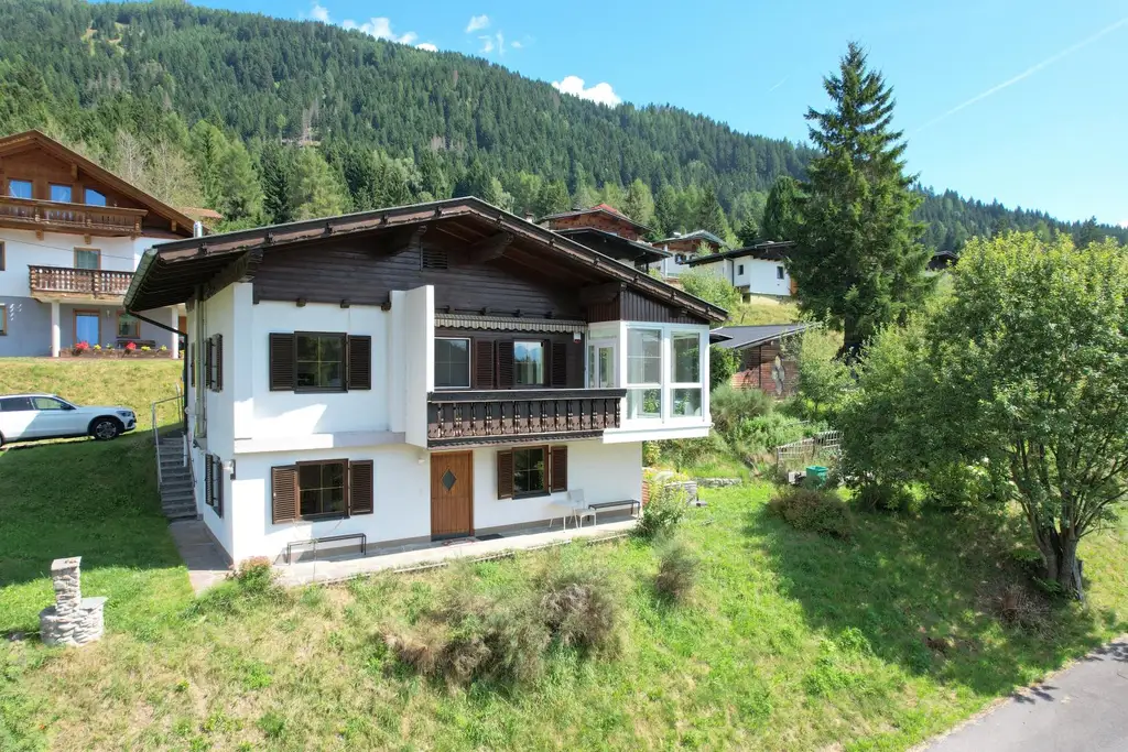 Zwischen Bergen und Natur - Wohnhaus mit 2 Wohneinheiten