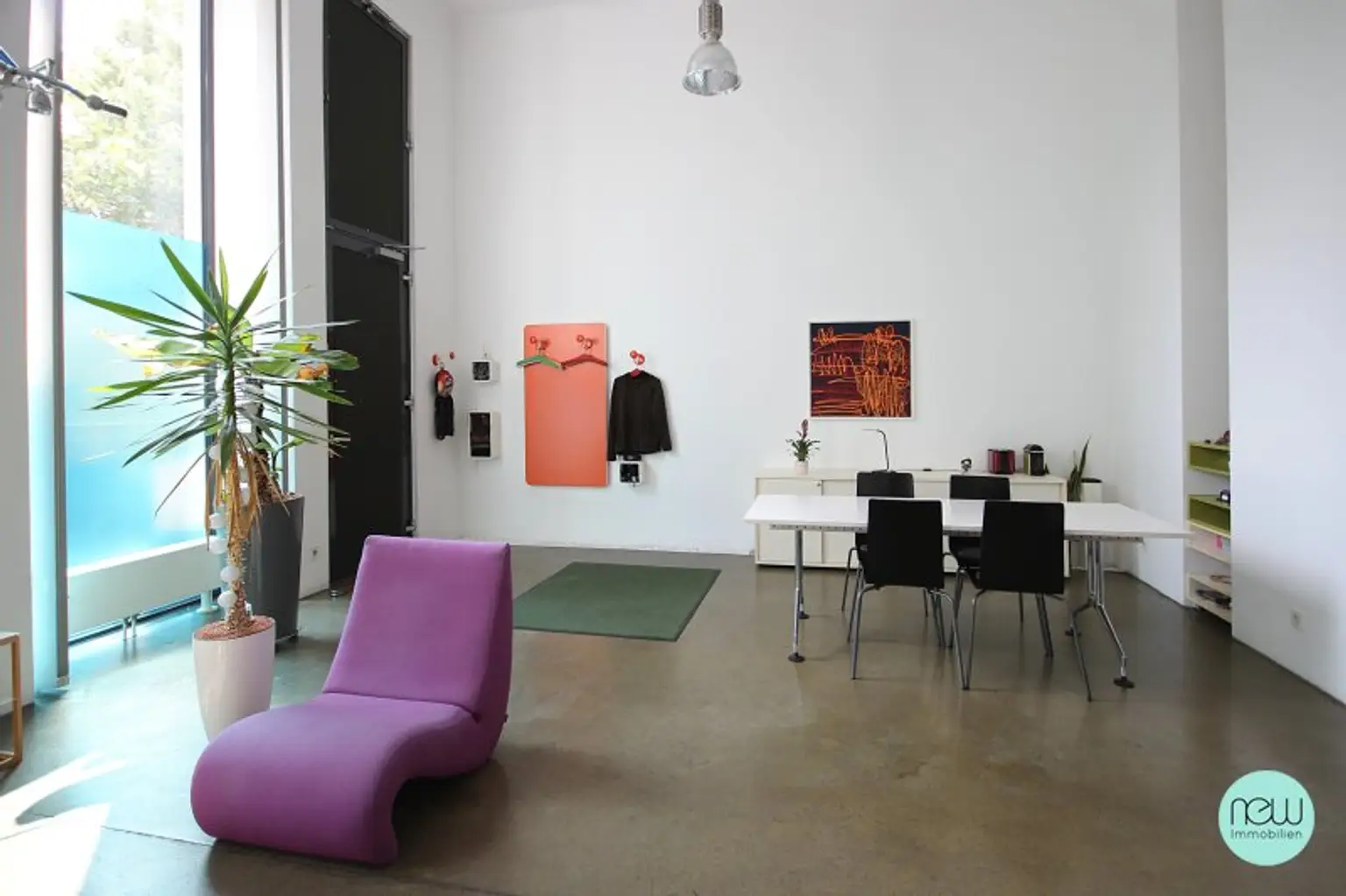 SEHR ATTRAKTIVES ATELIER  / BÜRO-LOFT