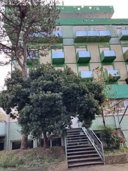 3* HOTEL IN LIGNANO PINETA IN PINIENHAIN 150m ZUM MEER 5% RENDITE
