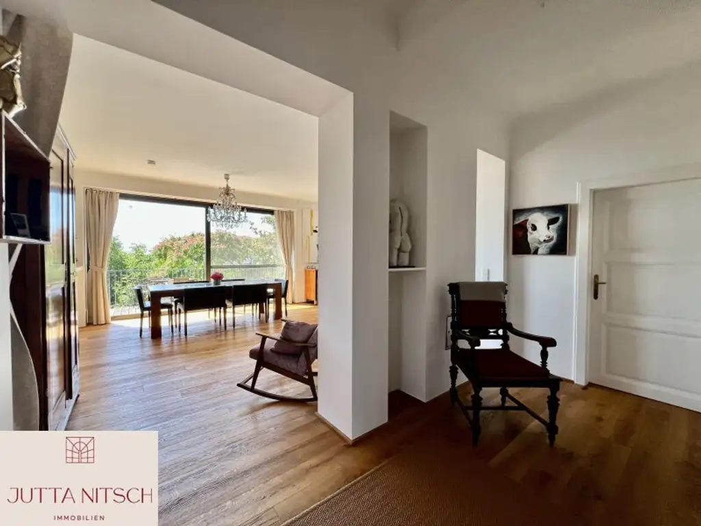 Exquisites Terrassenhaus in Eisenstadt, teilbares Grundstück – Ihr neues Zuhause mit Traumgarten, Naturpool und Weitblick!