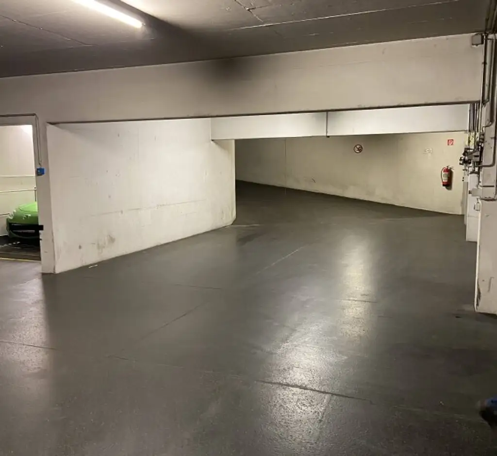 Attraktives Stellplatzpaket in der Belvederegasse – 12 Stellplätze zum Verkauf