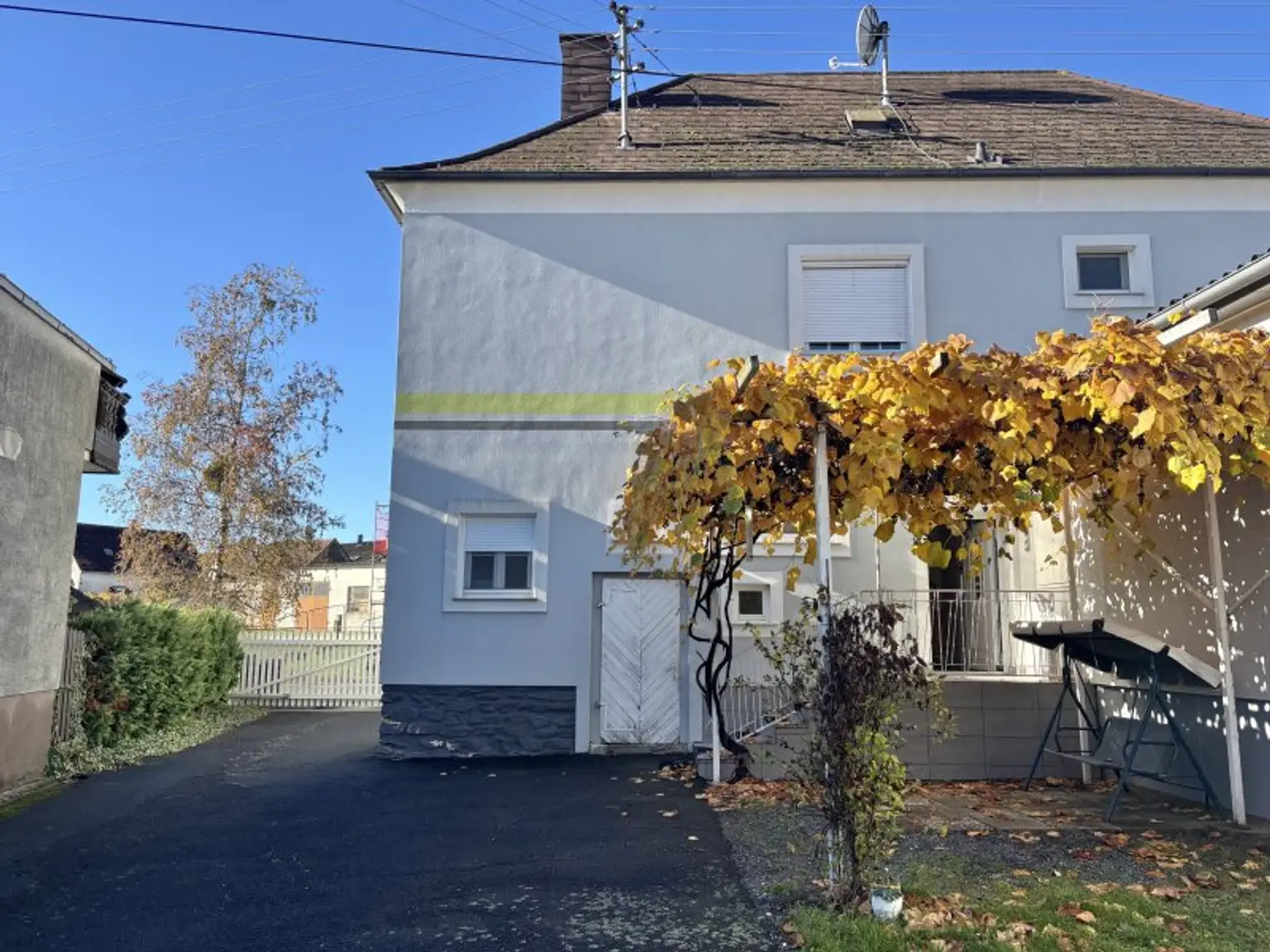 "" RAUMWUNDER "" Neuberg - Bezugsbereiter Familienhit mit ausreichend Platz und tollem Grundstück !!