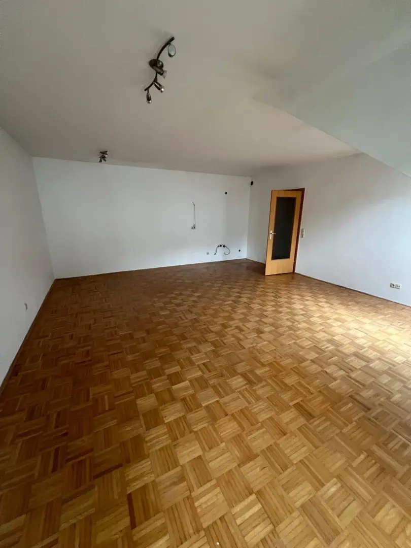 Wohn-/Esszimmer