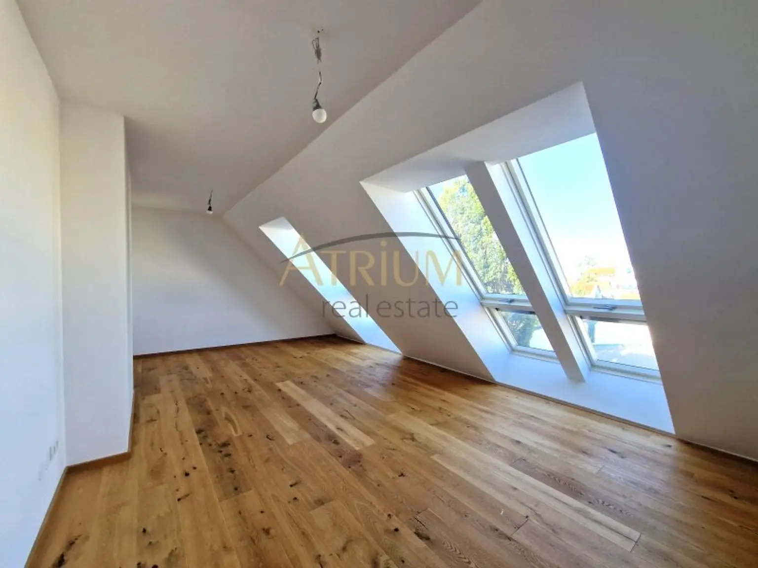 Neubauprojekt in Endphase | Moderne Dachgeschoß-Maisonette mit Terrasse in Toplage von Tulln