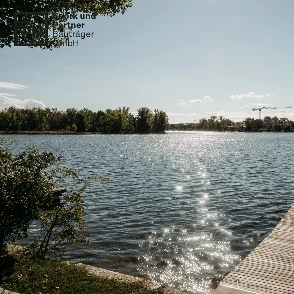 BESTLAGE ALTE DONAU – 
Großzügige 4-Zimmer-Gartenwohnung mit 2 Terrassen – 
1 Minute zur Alten Donau