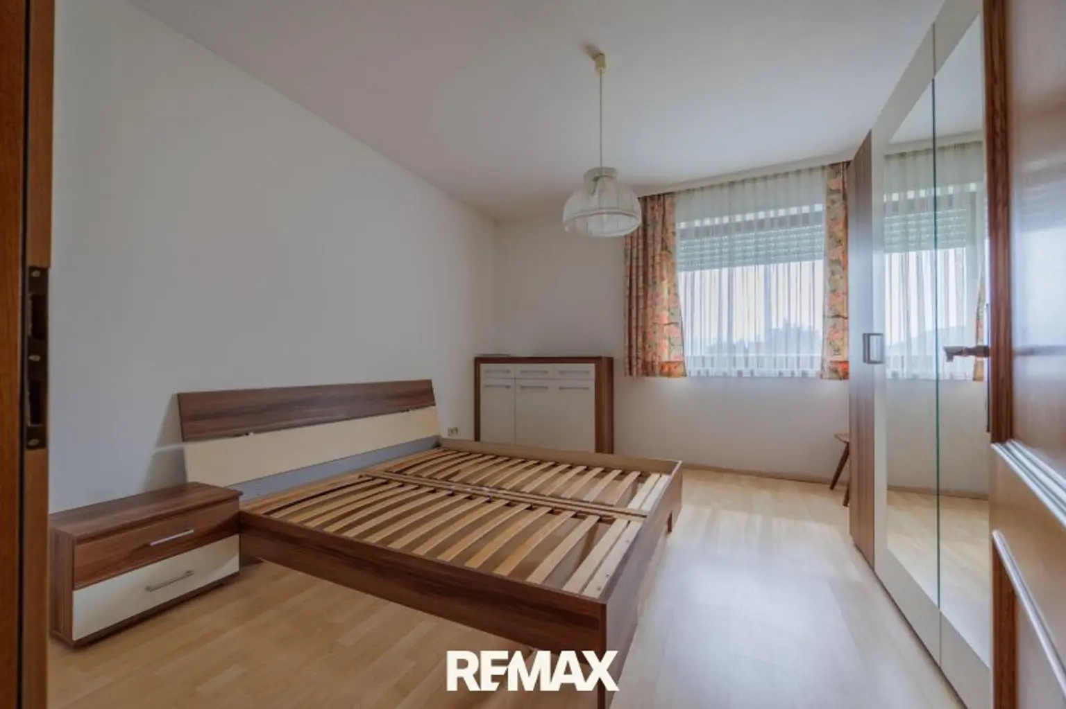 EG Schlafzimmer
