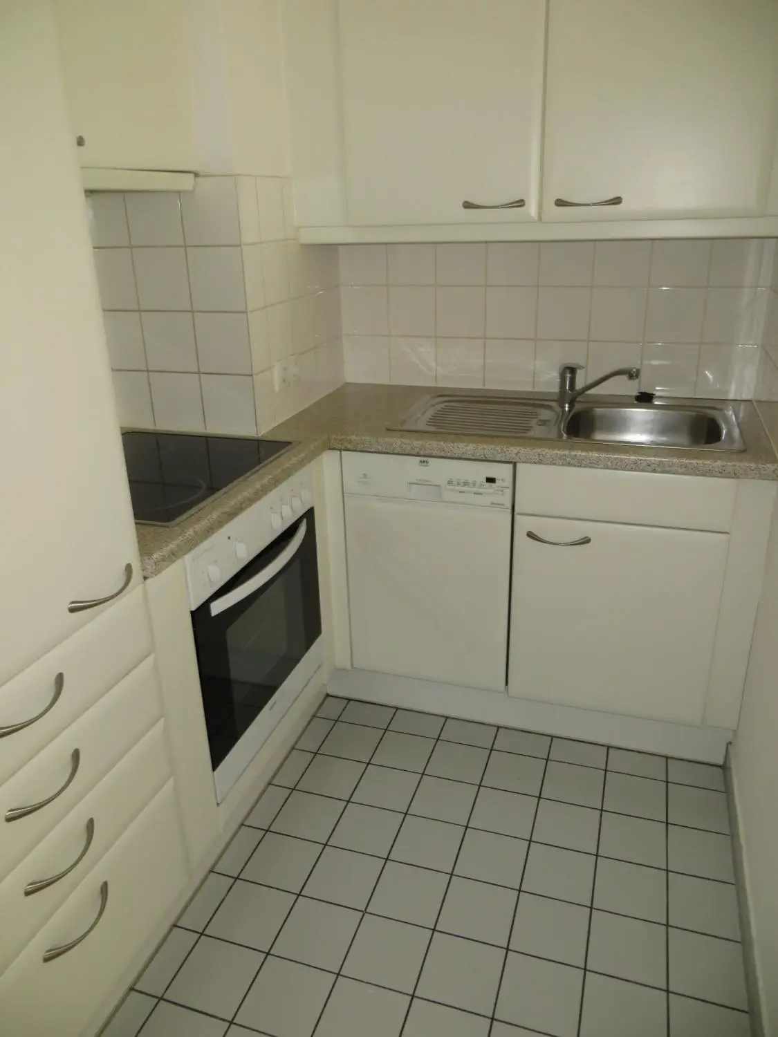 Anlagehit nahe Raimundtheater – 2-Zimmer mit Balkon in Richtung Innenhof
- Eigennutzung ab 01/2028