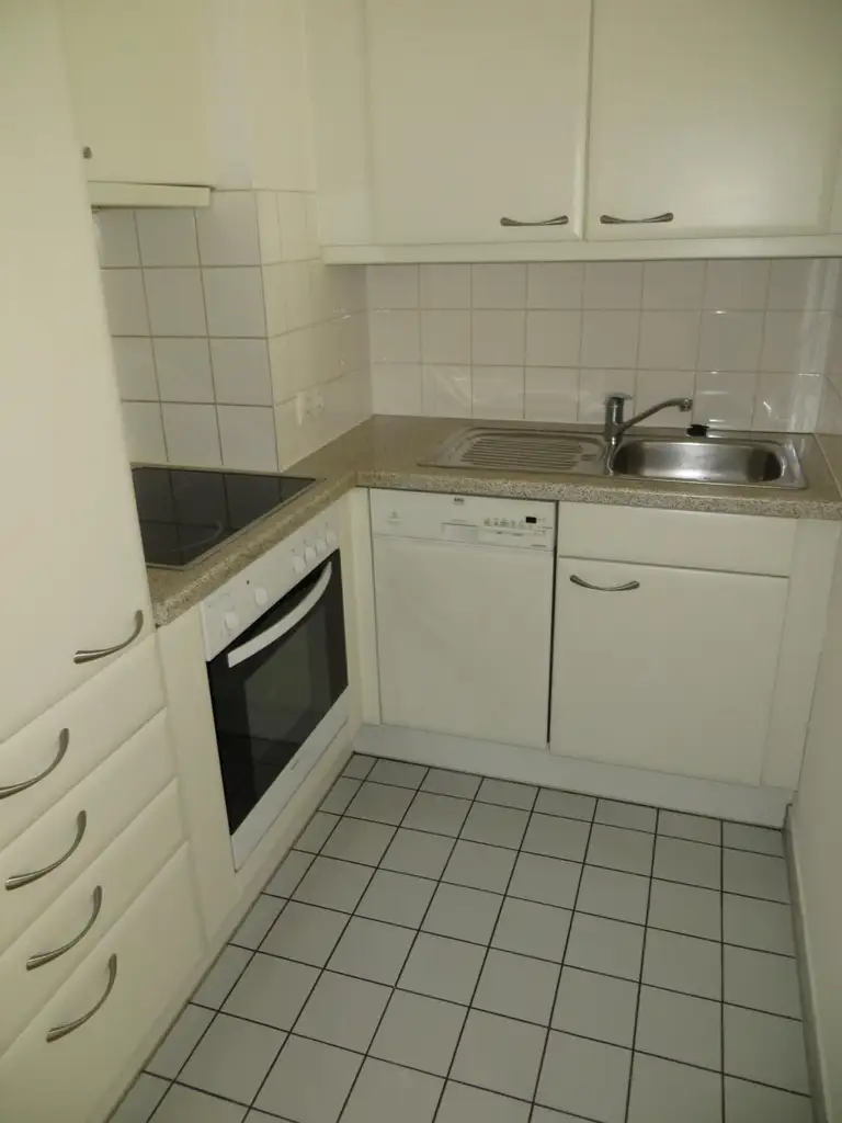 Anlagehit nahe Raimundtheater – 2-Zimmer mit Balkon in Richtung Innenhof
- Eigennutzung ab 01/2028