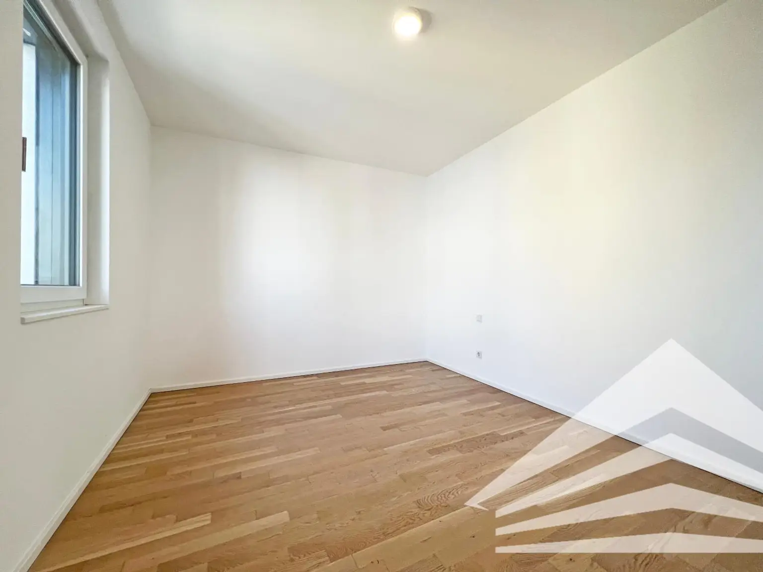 KAISERHOF2 | Stylische 2 Zimmer-City-Wohnung mit Küche & Balkon - TOP 6.04