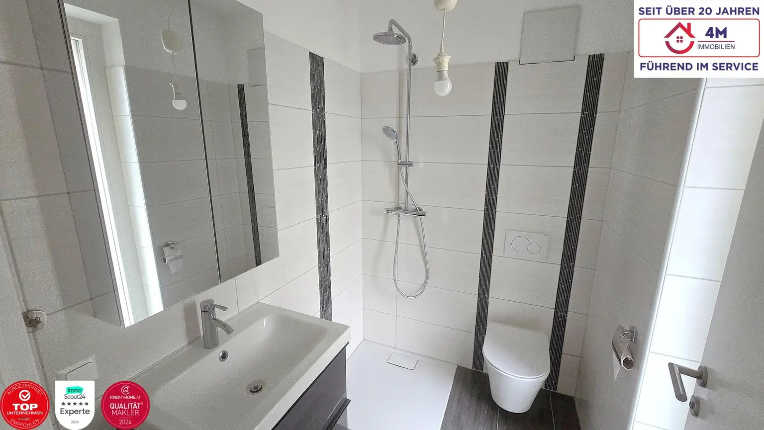 4-Zimmer-Doppelhaushälfte mit Photovoltaik und 3 Stellplätzen