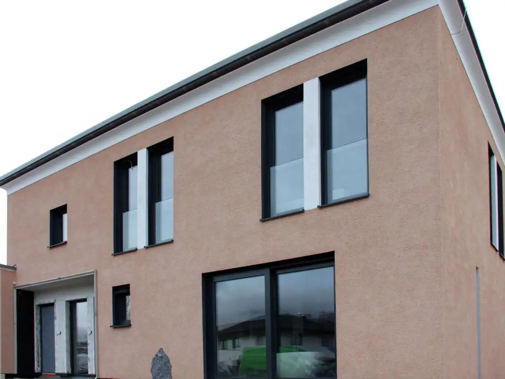 Villa Neuhaus – Wohnen, Arbeiten und Vorsorgen in einem einzigartigen Ensemble