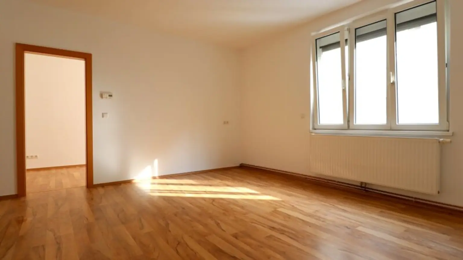 Sonnige 3-Zimmer-Wohnung mit Süd-Balkon im Nibelungenviertel