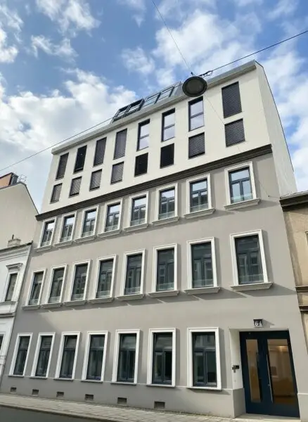 ERSTBEZUG Neue Wohnung mit sonnigem BALKON - Wärmepumpe