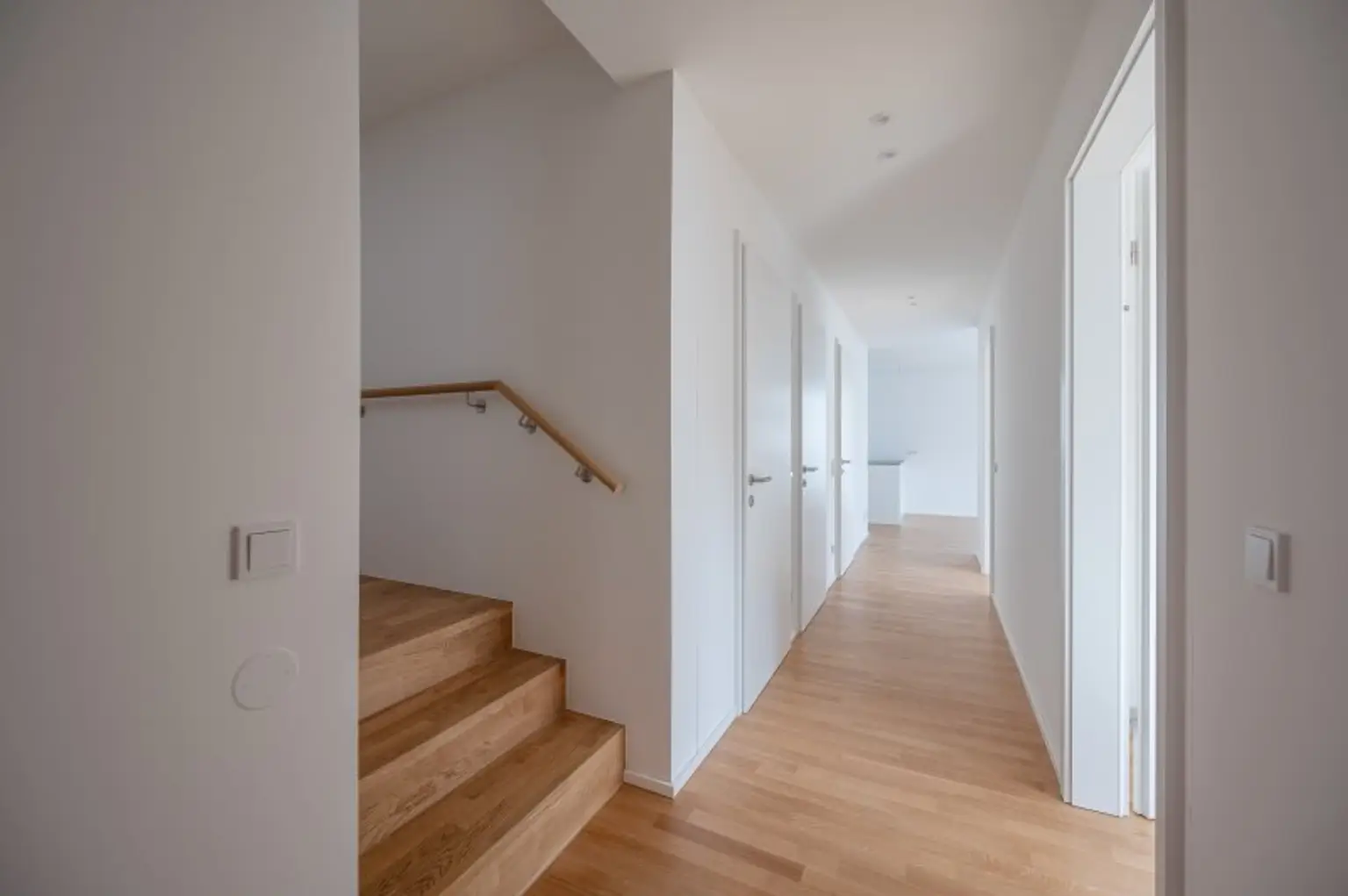++MOLLARD 50++ Unique 3-room apartment in the very heart of the city (2/12)