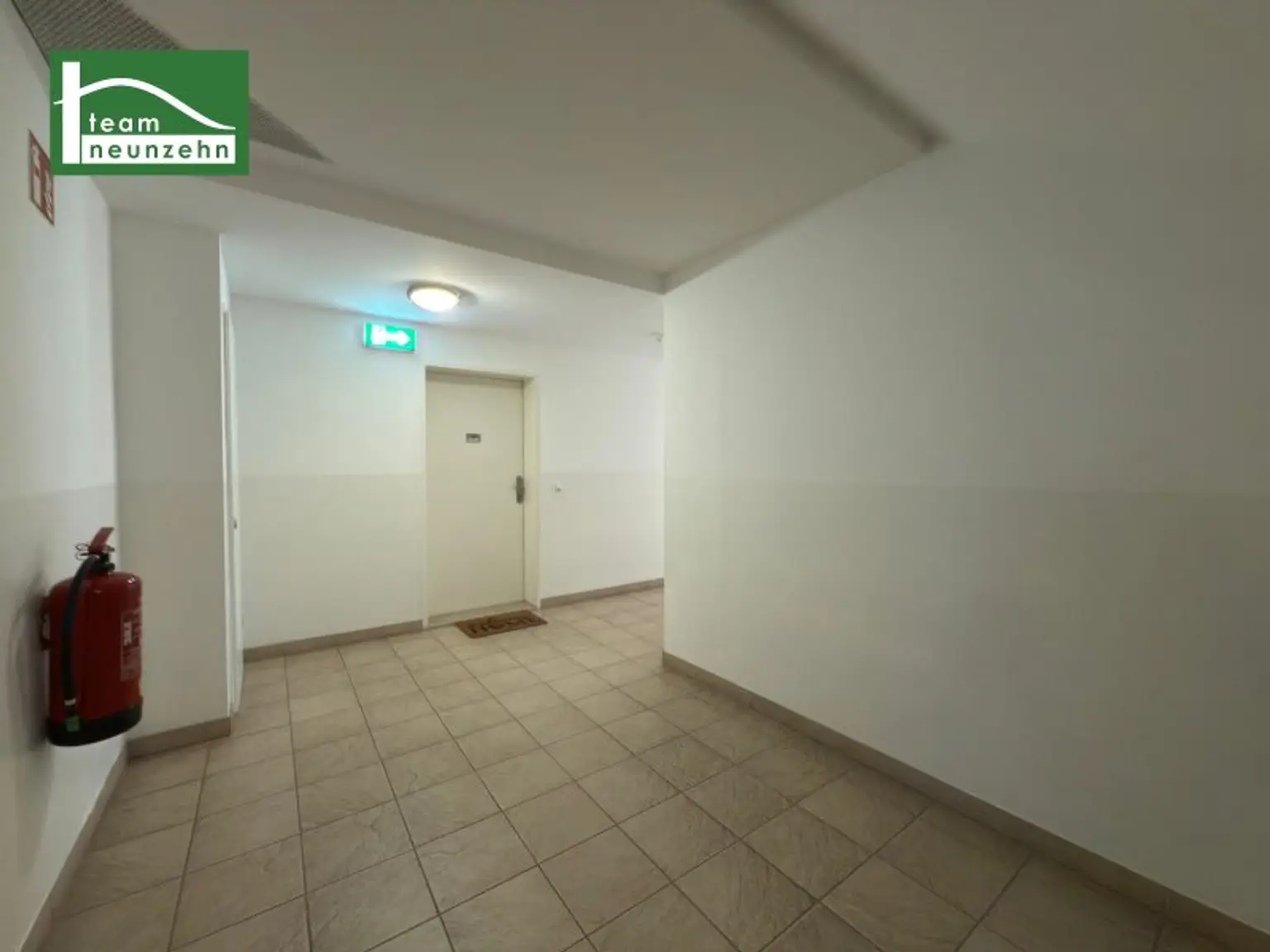 Exklusive 4-Zimmer-Wohnung in Bestlage beim Rochusmarkt ab sofort verfügbar *Inkl Küche*