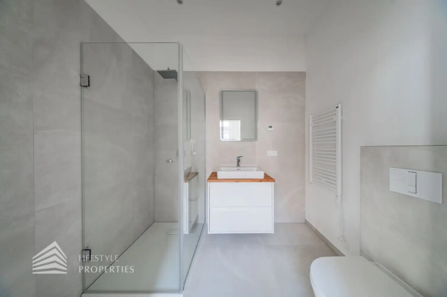 Erstbezug 2-Zimmer, Nähe Meiselmarkt